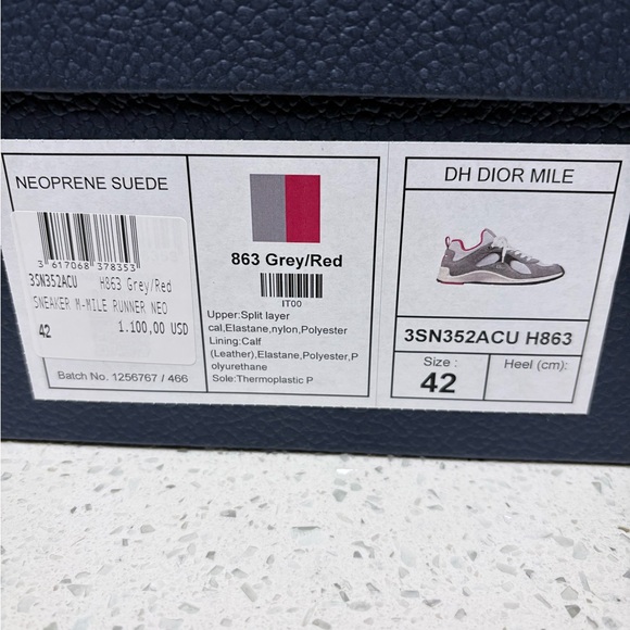 Dior Mile Sneaker
Gray Suede with Gray and Red Neoprene - Picture 6 of 8